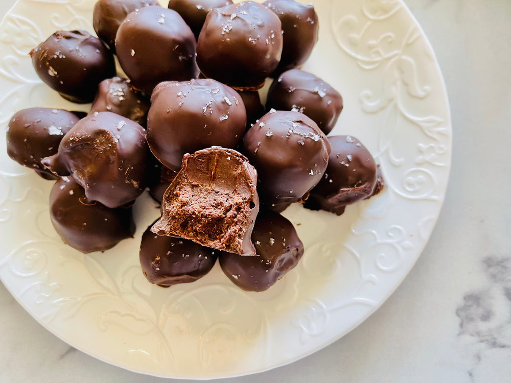 Ridiculously Rich & Good-For-You Chocolate Elderberry Truffles (Super Easy Recipe)