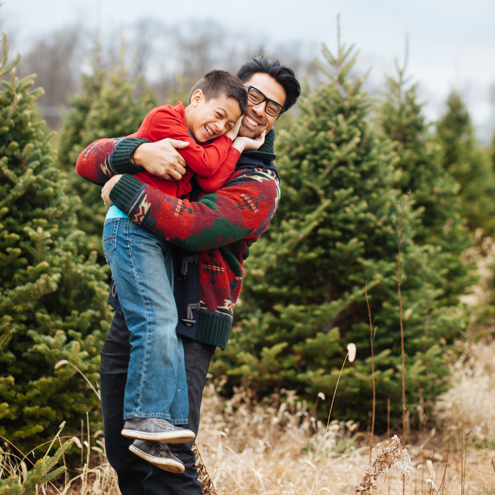 Giving Back: How to Teach Your Kids to Give Generously During & After the Holidays