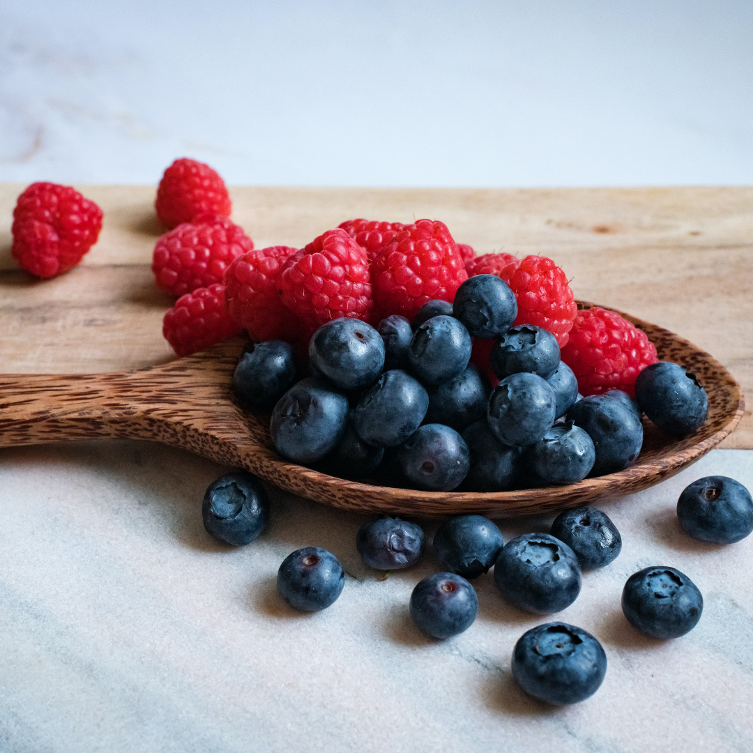 10 Antioxidant-Rich Foods to Add to Your Grocery List Right Now